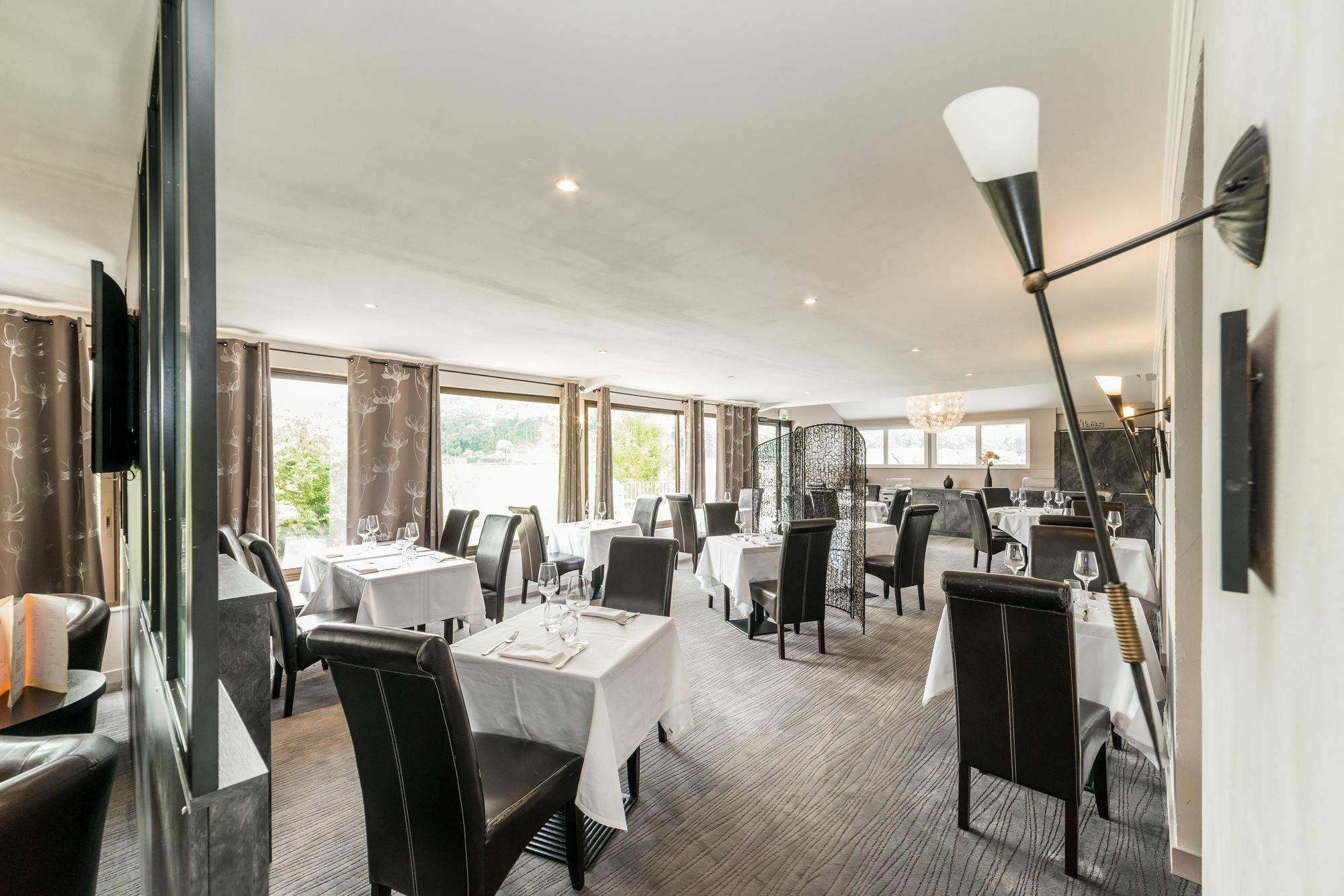 Inter-Hotel Le Mont Saint-Michel Sud Les Quatre Salines Роз-сюр-Куенон Екстер'єр фото